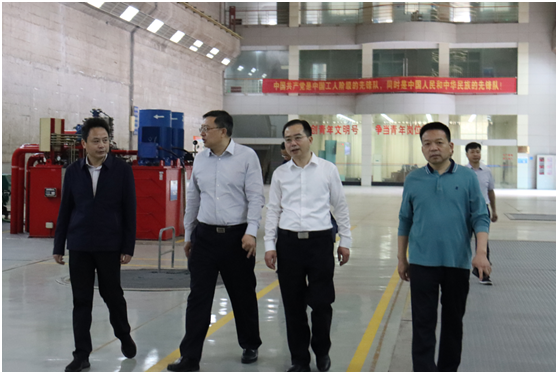 省國資委黨委委員、副主任毛育新帶隊赴湖南發(fā)展株洲航電分公司開展安全生產(chǎn)督查